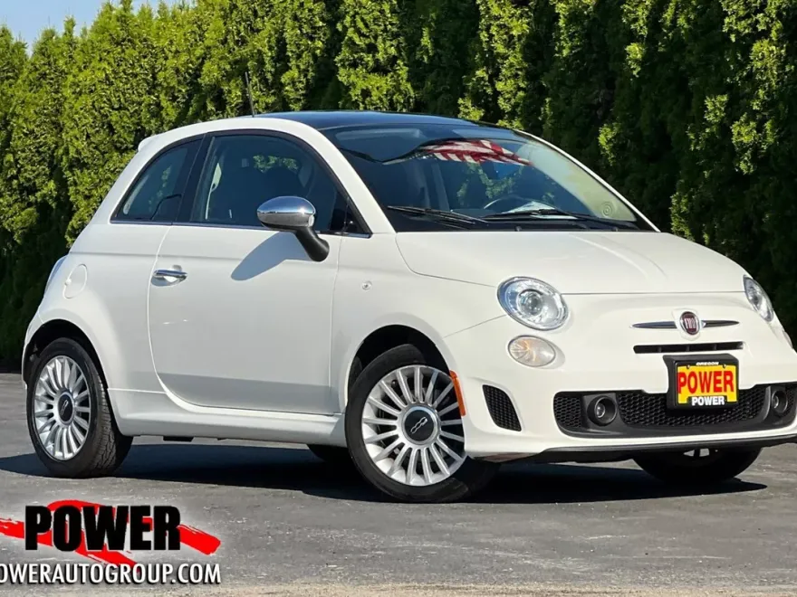 2018 Fiat 500 Lounge photo 1