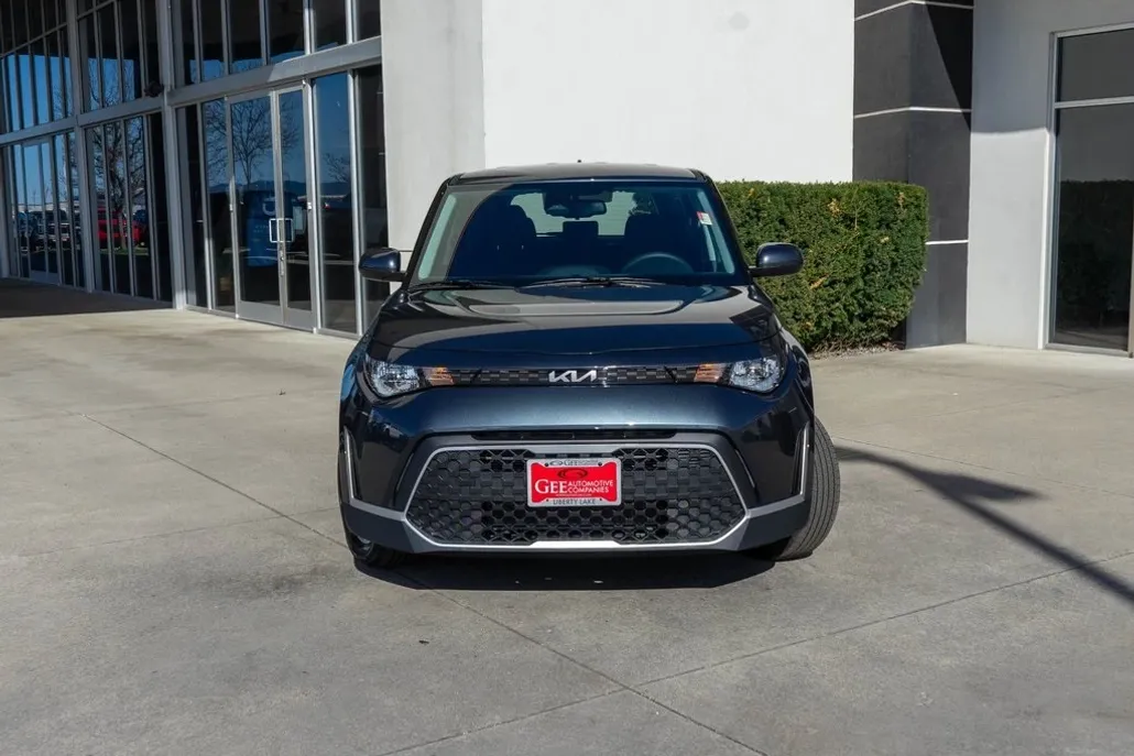 2025 Kia Soul S photo 1