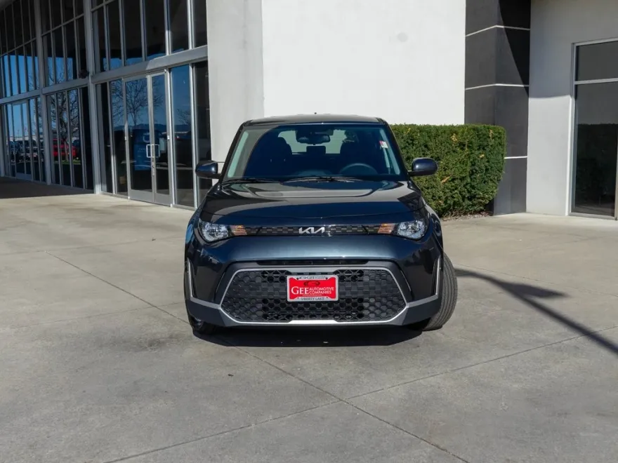2025 Kia Soul S photo 1