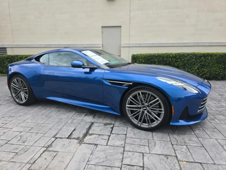 2024 Aston Martin DB12 photo 1