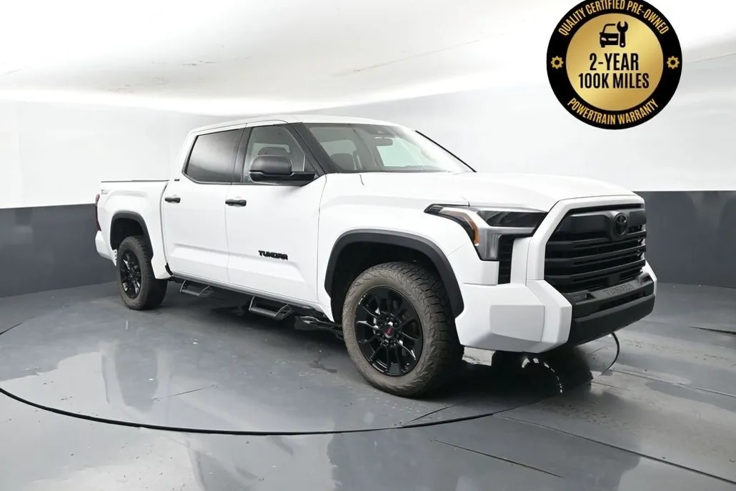 2023 Toyota Tundra SR5 photo 1