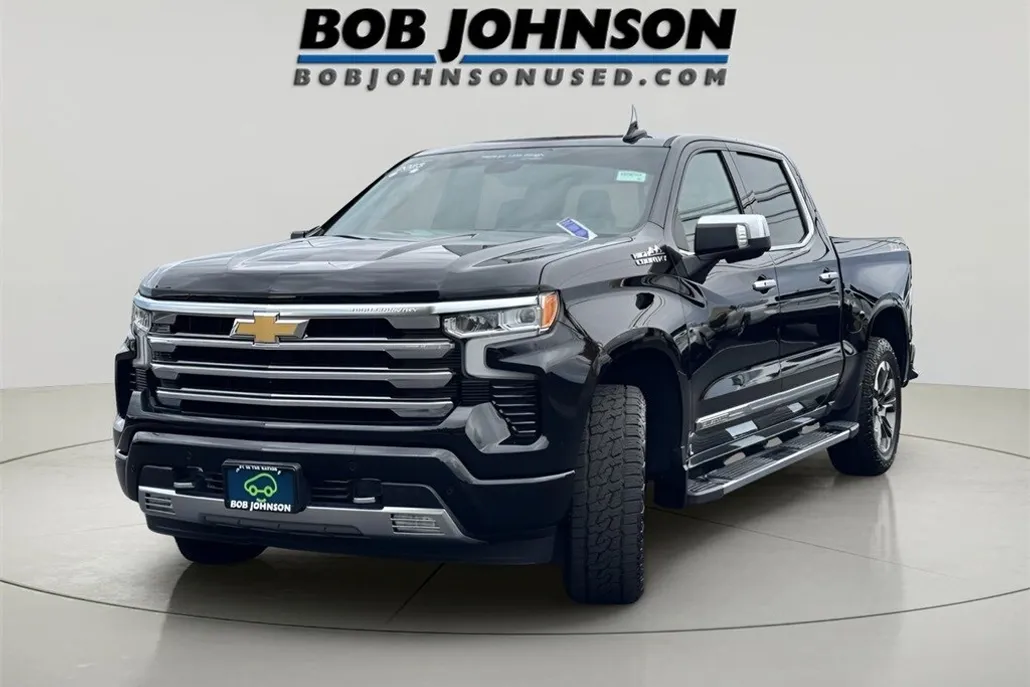 2023 Chevrolet Silverado 1500 High Country photo 1