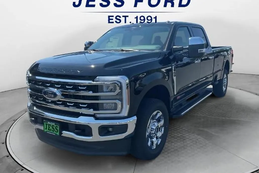 2025 Ford F-350 Lariat photo 1