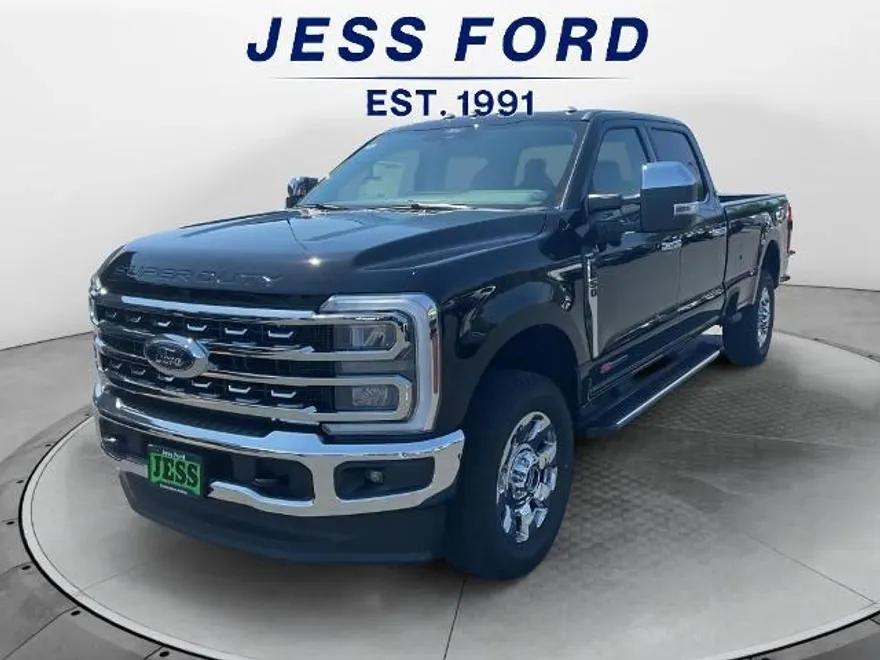 2025 Ford F-350 Lariat photo 1