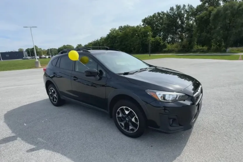 2019 Subaru Crosstrek 2.0i Premium photo 1