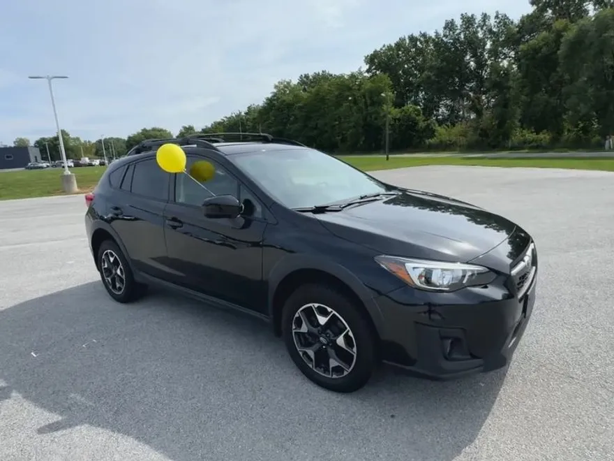 2019 Subaru Crosstrek 2.0i Premium photo 1