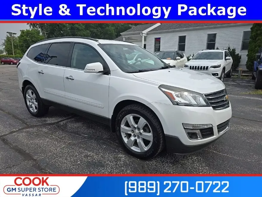 2016 Chevrolet Traverse 1LT photo 1