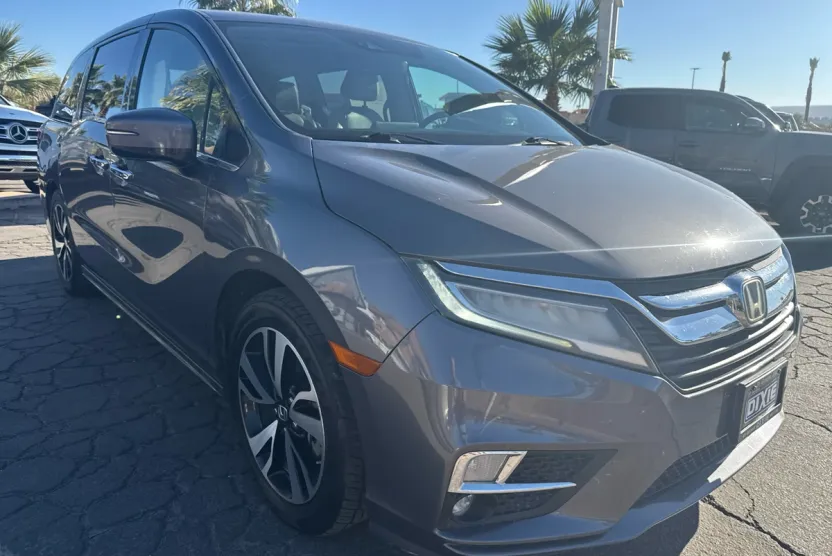 2019 Honda Odyssey Elite photo 1