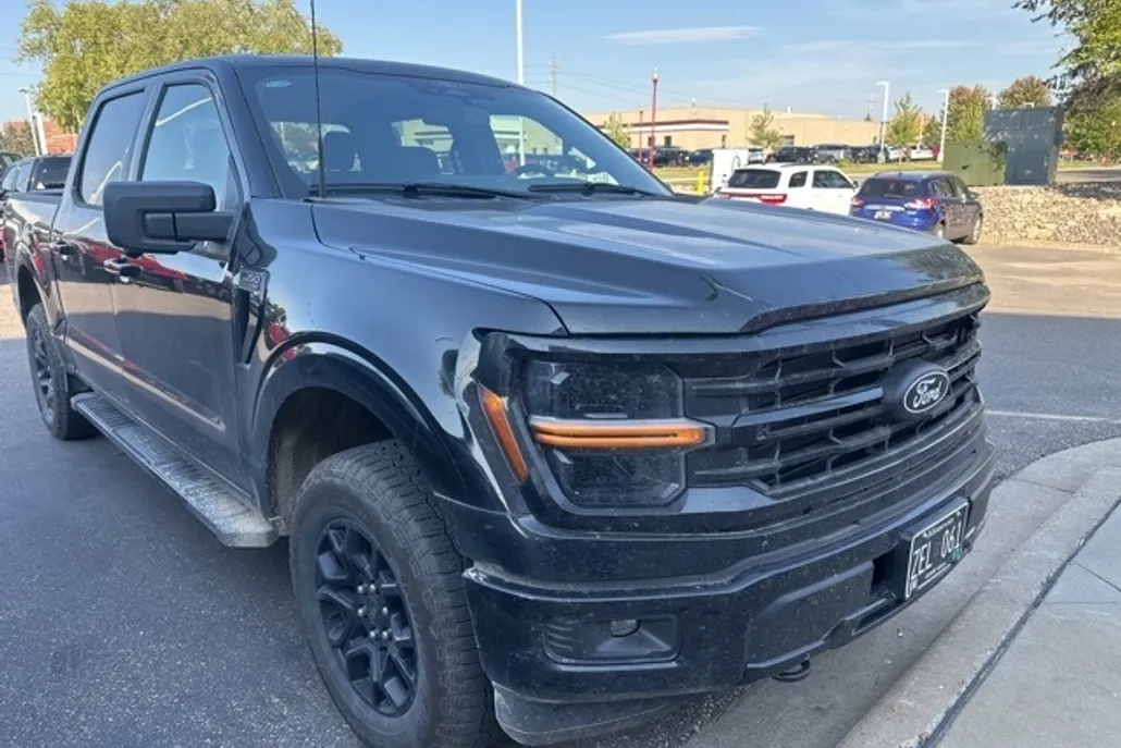 2024 Ford F-150 XLT photo 1