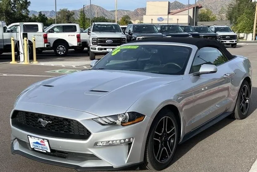 2018 Ford Mustang EcoBoost Premium photo 1