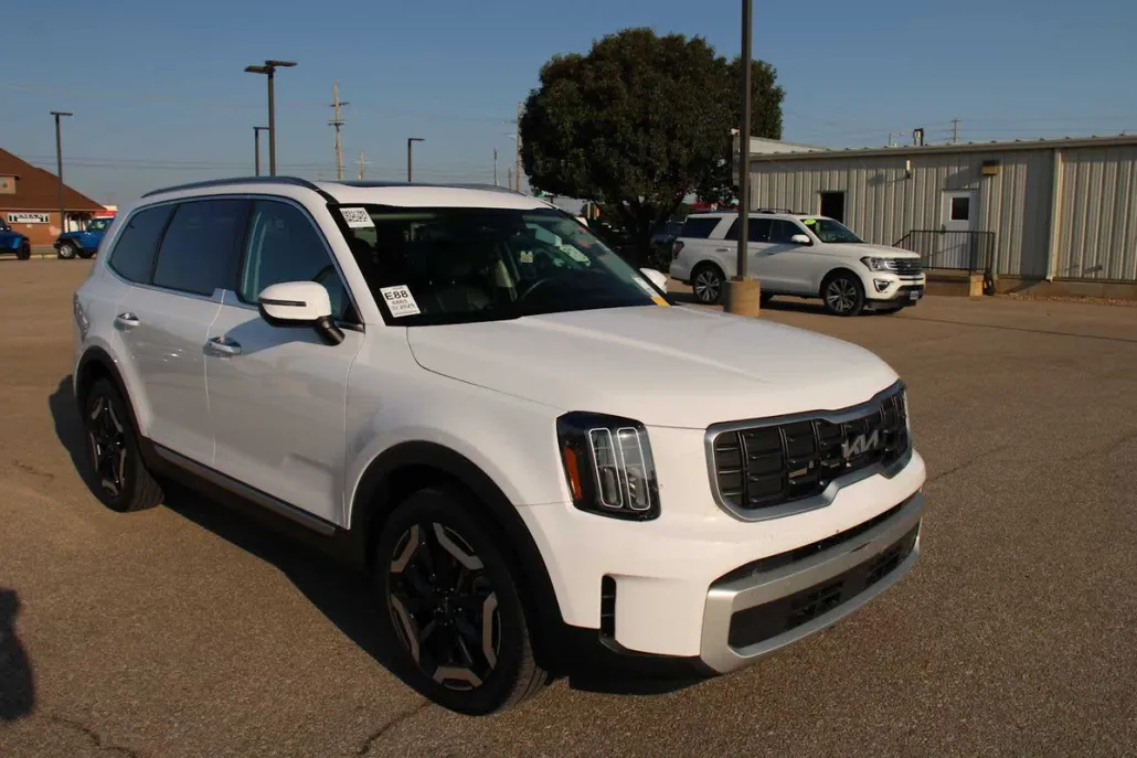 2025 Kia Telluride S photo 1