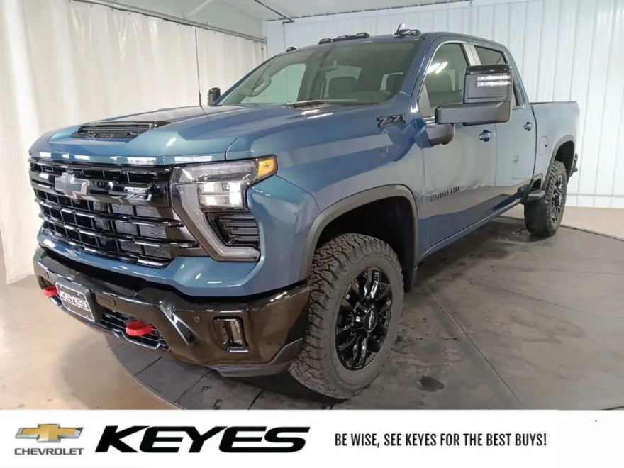 2025 Chevrolet Silverado 2500HD LT photo 1