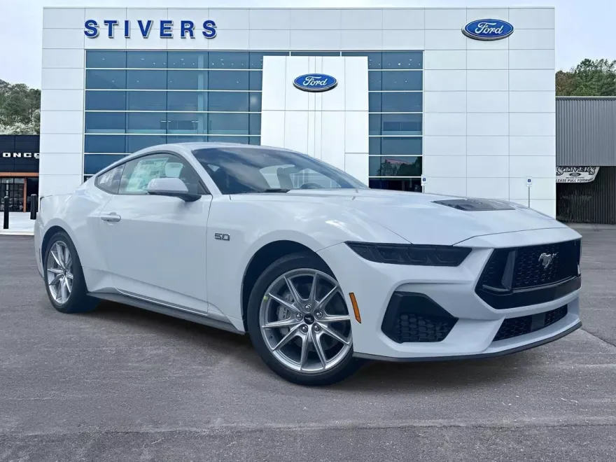 2025 Ford Mustang GT Premium photo 1