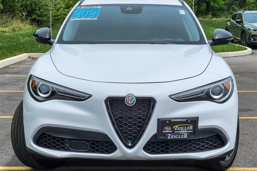 2021 Alfa Romeo Stelvio Sport Base photo 1