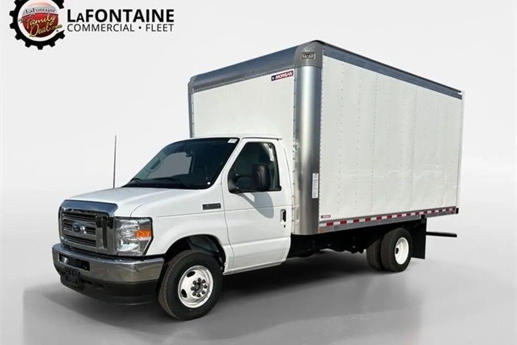 2025 Ford E-350 photo 1