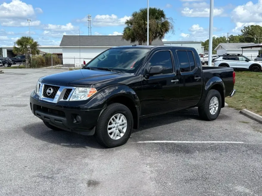 2018 Nissan Frontier SV photo 1
