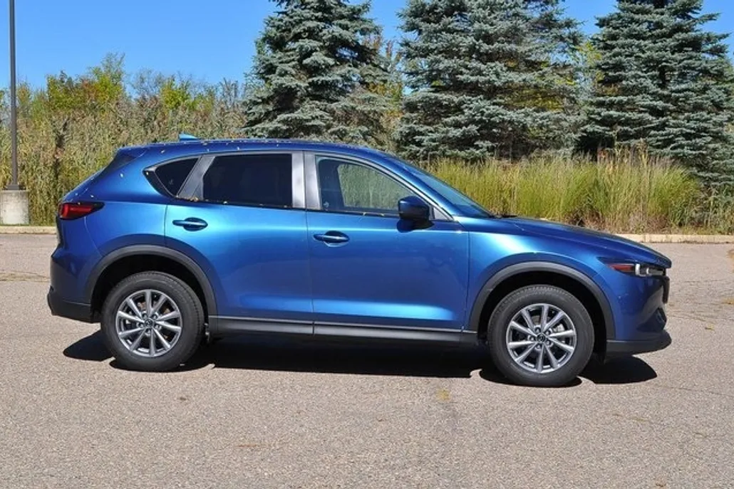 2023 Mazda CX-5 2.5 S Preferred photo 1