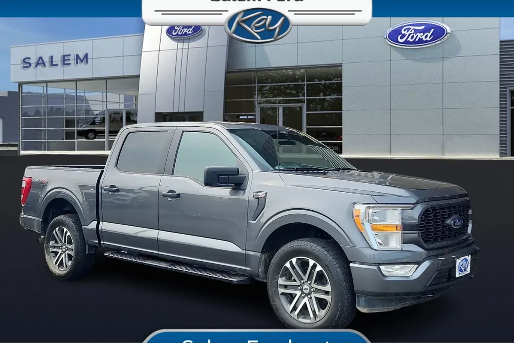 2022 Ford F-150 XL photo 1