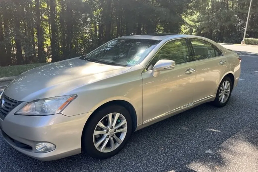 2012 Lexus ES 350 photo 1
