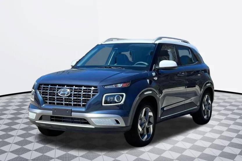 2025 Hyundai Venue Limited photo 1