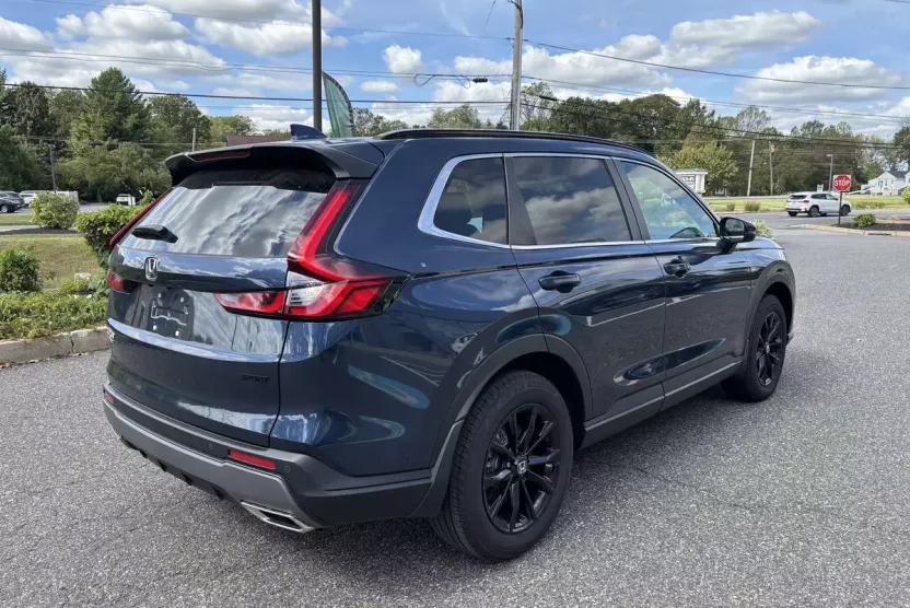 2024 Honda CR-V Hybrid Sport-L photo 1