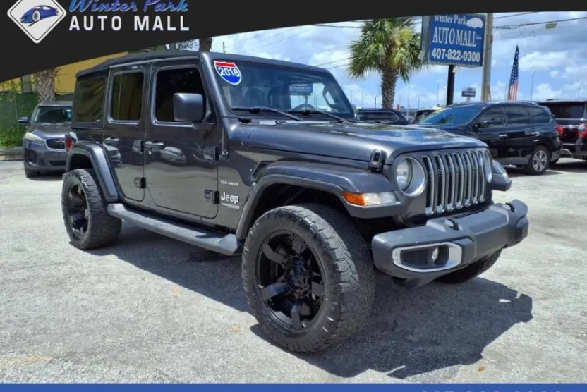 2018 Jeep Wrangler Unlimited Sahara photo 1