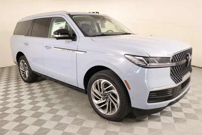 2025 Lincoln Navigator Reserve photo 1