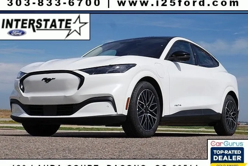 2025 Ford Mustang Mach-E Premium photo 1