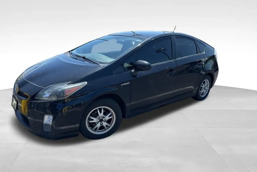 2010 Toyota Prius Two photo 1