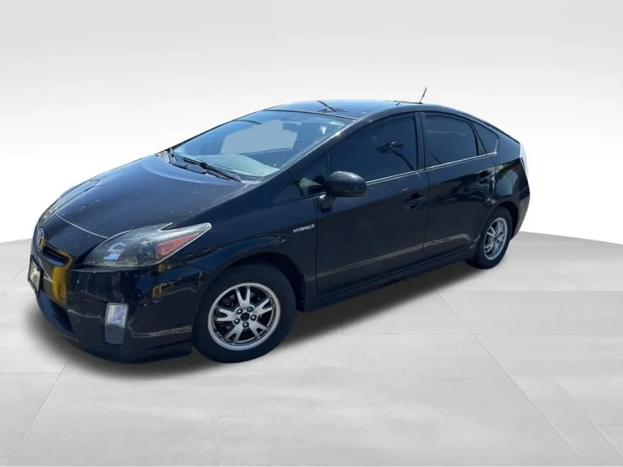 2010 Toyota Prius Two photo 1