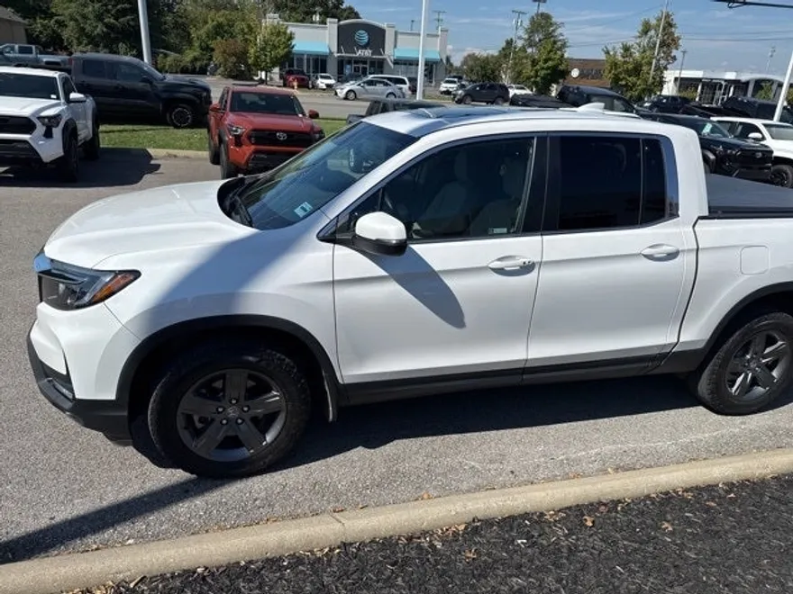2023 Honda Ridgeline RTL photo 1