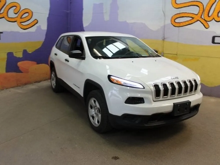 2016 Jeep Cherokee Sport photo 1