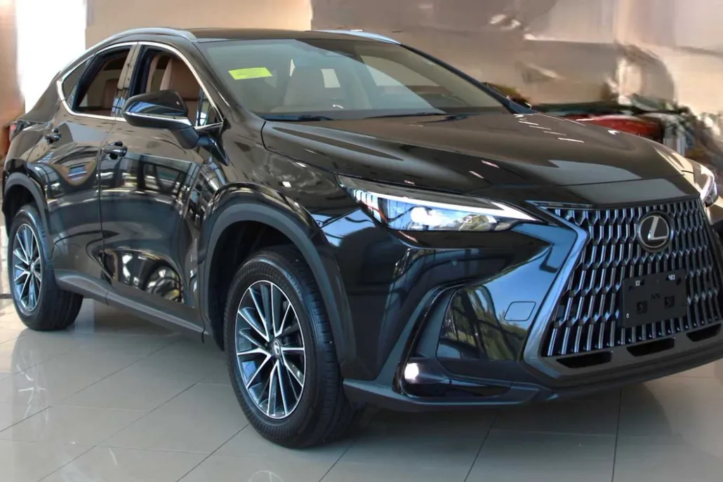 2025 Lexus NX 250 Premium photo 1