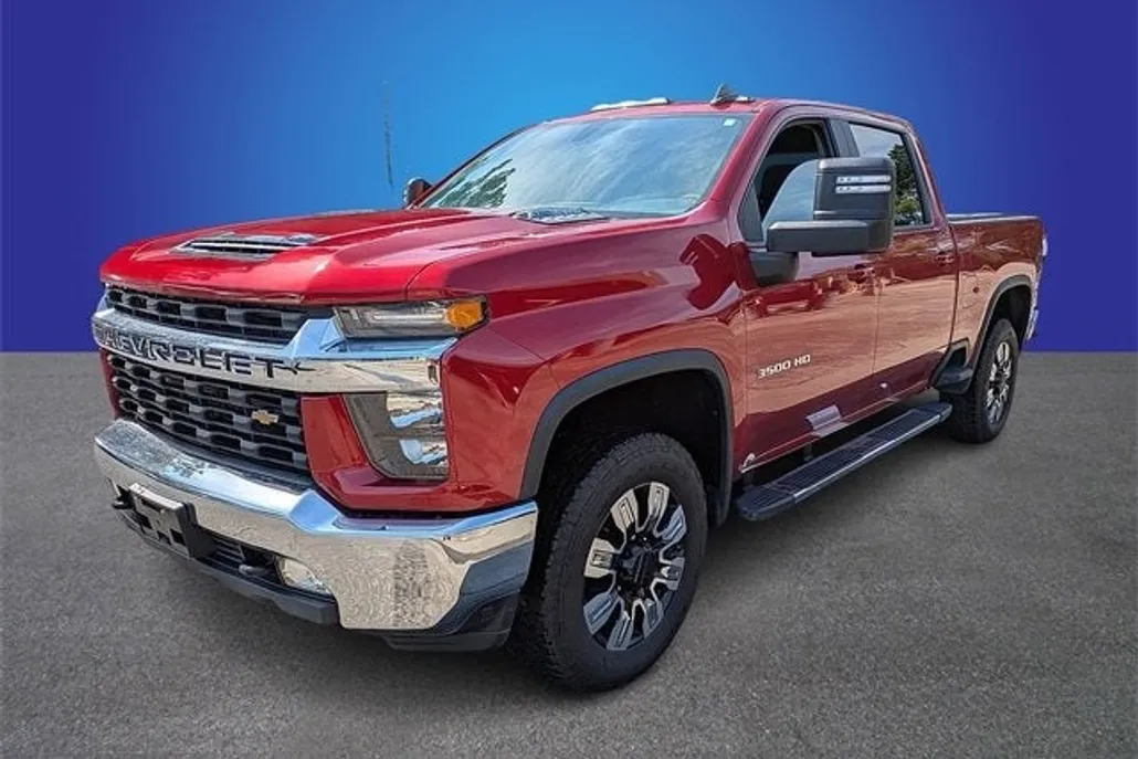 2022 Chevrolet Silverado 3500HD LT photo 1