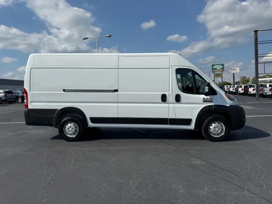2022 Ram ProMaster 3500 Cargo Van photo 1
