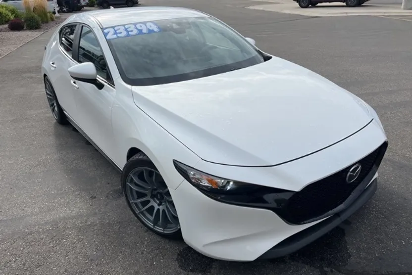 2020 Mazda Mazda3 Preferred photo 1