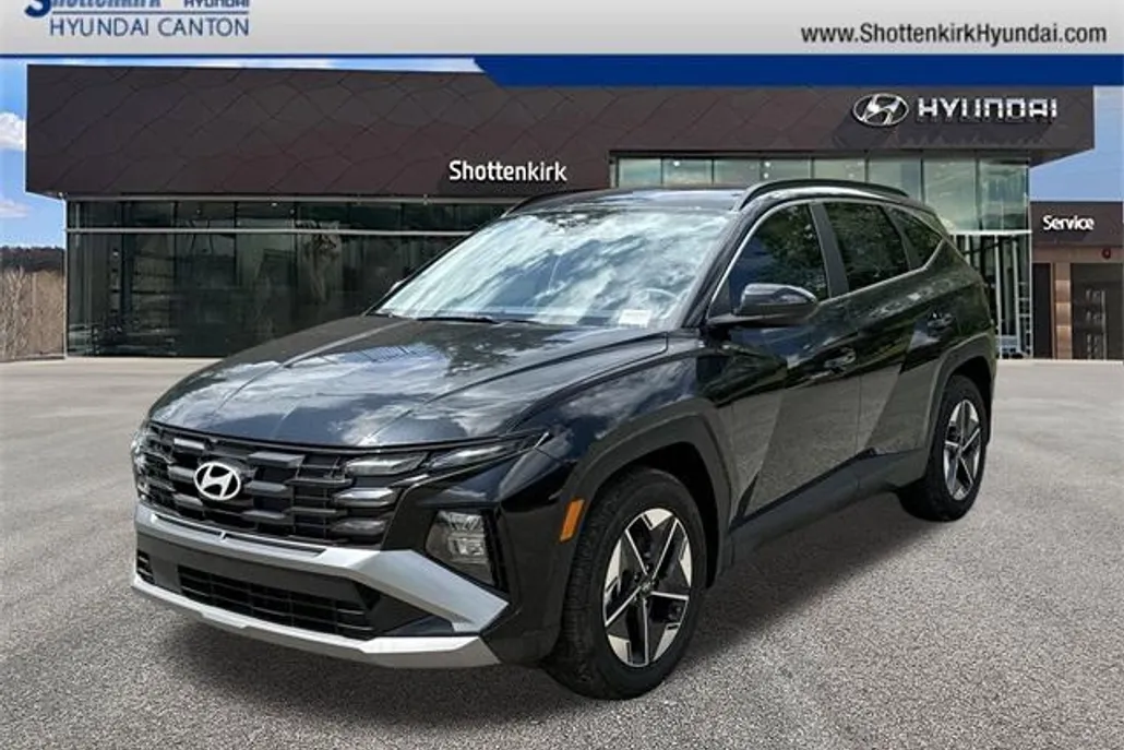 2025 Hyundai Tucson SEL photo 1
