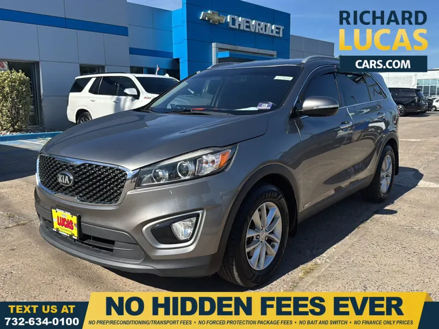 2016 Kia Sorento LX photo 1