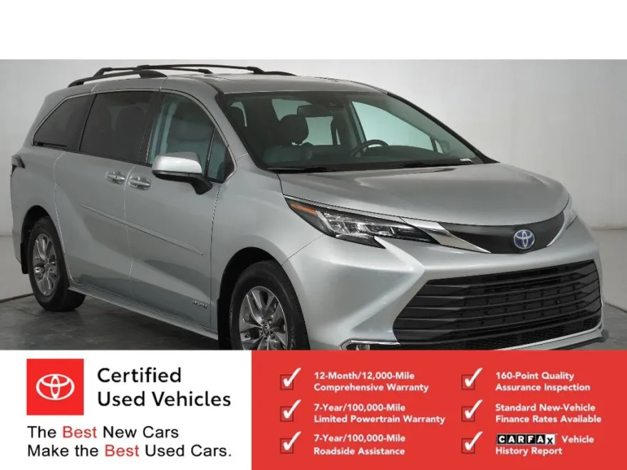 2021 Toyota Sienna XLE photo 1