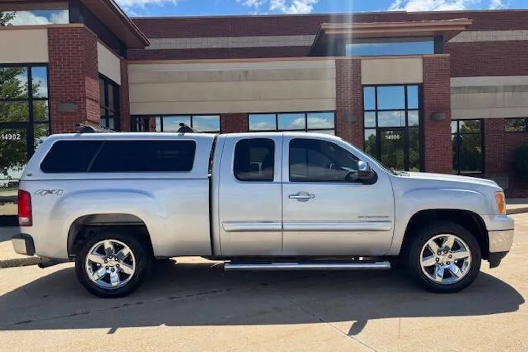 2012 Gmc Sierra 1500 SLE photo 1