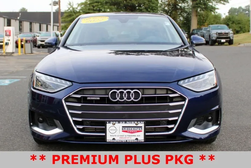 2022 Audi A4 40 Premium Plus photo 1