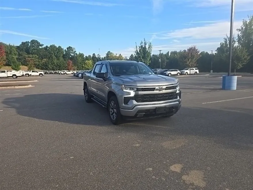 2025 Chevrolet Silverado 1500 RST photo 1