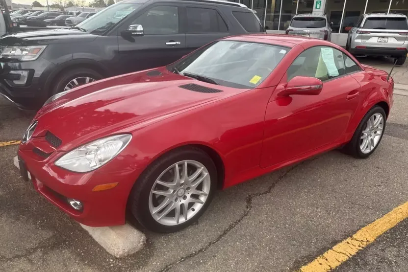 2009 Mercedes Benz SLK 300 photo 1