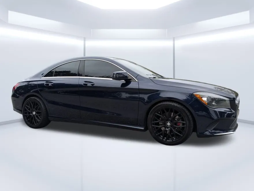 2018 Mercedes Benz CLA 250 photo 1