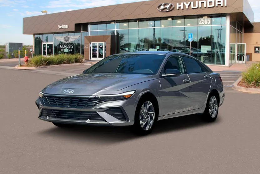2025 Hyundai Elantra SEL Sport photo 1