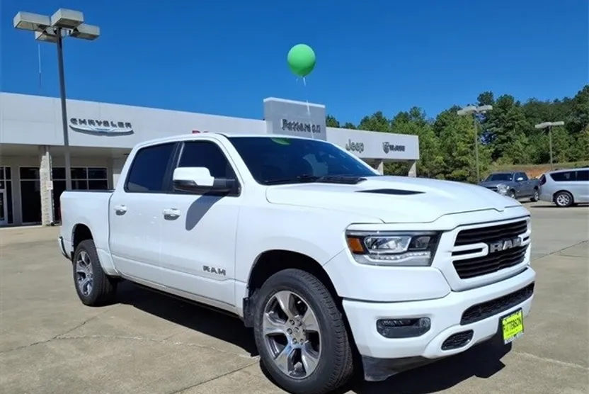 2023 Ram 1500 Laramie photo 1