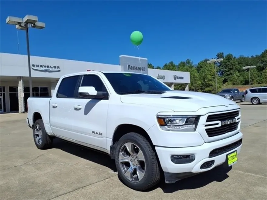 2023 Ram 1500 Laramie photo 1