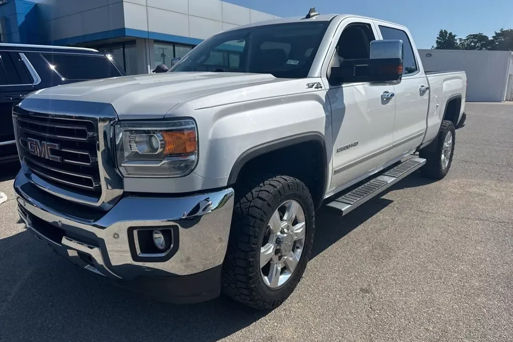 2018 Gmc Sierra SLT photo 1