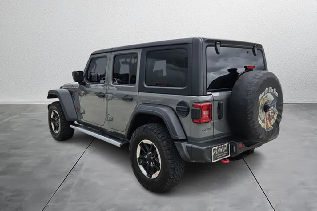 2021 Jeep Wrangler Unlimited Rubicon photo 1