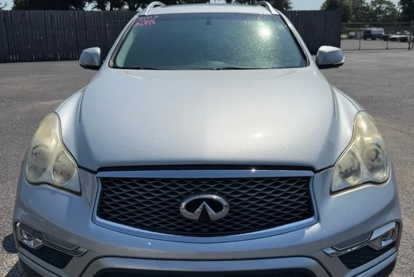 2017 Infiniti QX50 photo 1